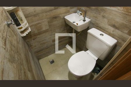 Casa à venda com 160m², 4 quartos e 2 vagasBanheiro