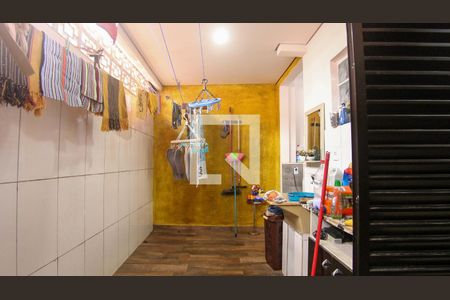 Casa à venda com 160m², 4 quartos e 2 vagasÁrea de Serviço