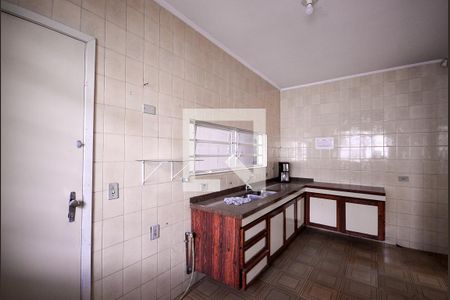 Casa à venda com 80m², 1 quarto e 8 vagasCozinha 