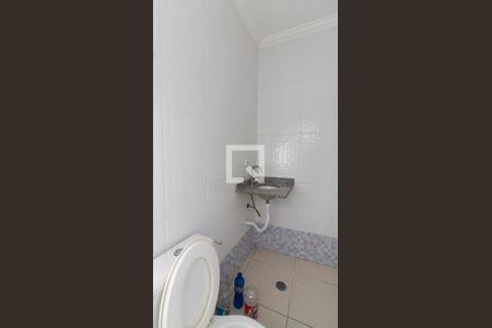 Casa de condomínio para alugar com 60m², 2 quartos e 1 vagaBanheiro da Suíte 1