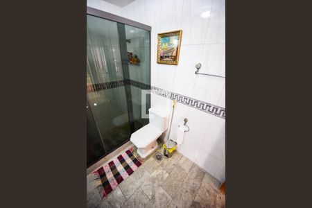 Apartamento à venda com 200m², 3 quartos e 2 vagas Apartamento à venda com 200m², 3 quartos e 2 vagasBanheiro Social 1