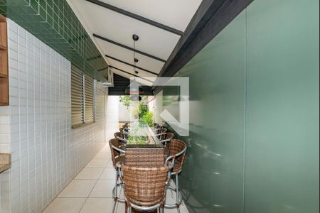 Apartamento à venda com 180m², 3 quartos e 2 vagasÁrea gourmet