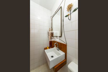 Apartamento à venda com 180m², 3 quartos e 2 vagasBanheiro de serviço