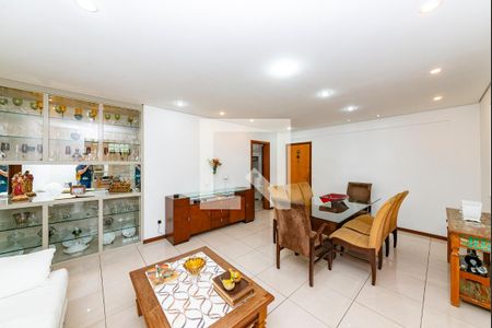 Sala 1 de apartamento à venda com 3 quartos, 180m² em Padre Eustáquio, Belo Horizonte