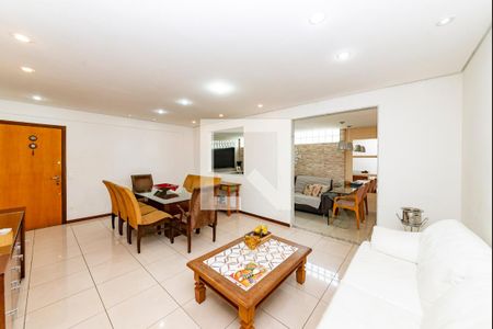 Sala 1 de apartamento à venda com 3 quartos, 180m² em Padre Eustáquio, Belo Horizonte