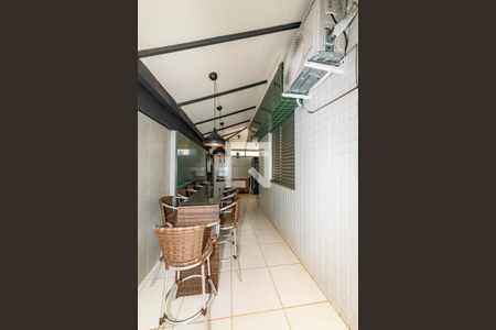 Apartamento à venda com 180m², 3 quartos e 2 vagasÁrea gourmet