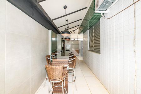 Apartamento à venda com 180m², 3 quartos e 2 vagasÁrea gourmet