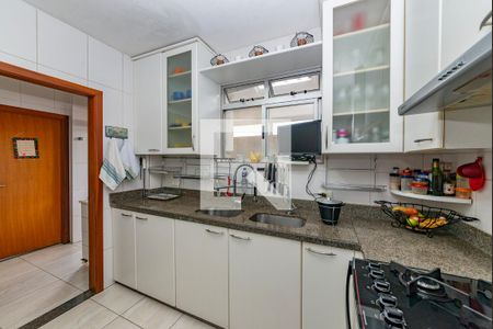 Apartamento à venda com 180m², 3 quartos e 2 vagasCozinha