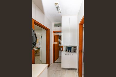 Apartamento à venda com 180m², 3 quartos e 2 vagasCozinha