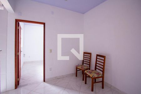 Sala de casa para alugar com 1 quarto, 70m² em Rocha, São Gonçalo
