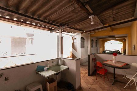 Casa à venda com 80m², 2 quartos e sem vagaÁrea de Serviço