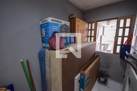 Casa à venda com 200m², 4 quartos e sem vaga Casa à venda com 200m², 4 quartos e sem vagaQuarto de Serviço