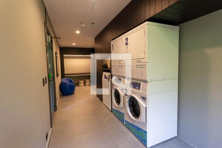 Studio para alugar com 27m², 1 quarto e sem vaga Studio para alugar com 27m², 1 quarto e sem vagaÁrea comum - Lavanderia