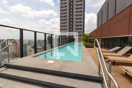 Studio para alugar com 27m², 1 quarto e sem vaga Studio para alugar com 27m², 1 quarto e sem vagaÁrea comum - Piscina