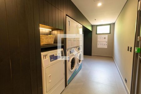 Studio para alugar com 27m², 1 quarto e sem vaga Studio para alugar com 27m², 1 quarto e sem vagaÁrea comum - Lavanderia