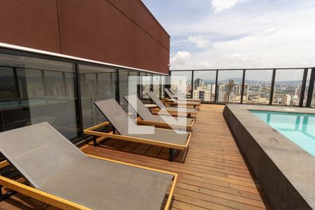 Studio para alugar com 27m², 1 quarto e sem vaga Studio para alugar com 27m², 1 quarto e sem vagaÁrea comum - Piscina