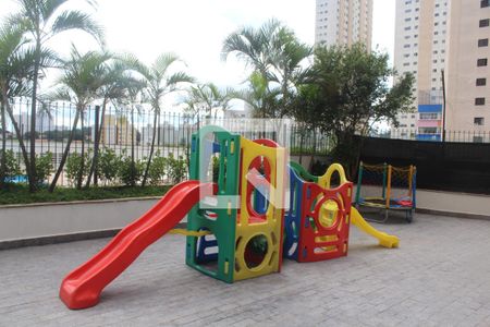 Apartamento à venda com 95m², 3 quartos e 2 vagasÁrea comum - Playground