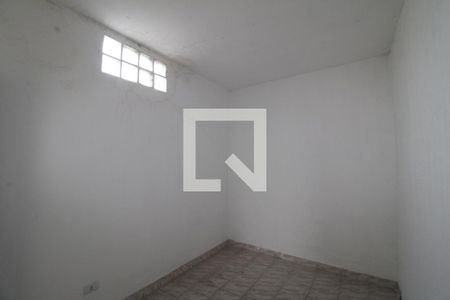 Casa à venda com 90m², 4 quartos e 2 vagasEdícula - Quarto