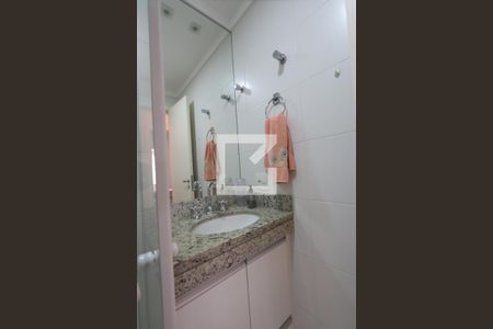 Apartamento à venda com 69m², 2 quartos e 1 vagaBanheiro Social