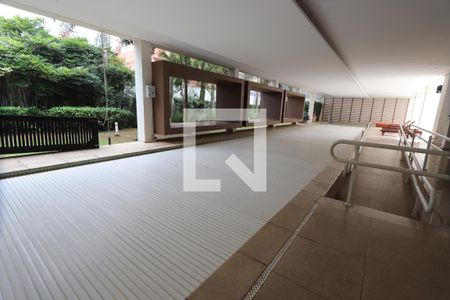 Apartamento à venda com 69m², 2 quartos e 1 vagaÁrea comum - Piscina coberta