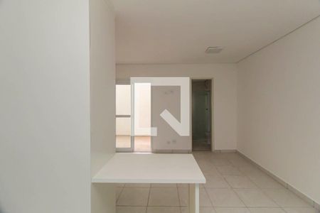 Sala/Cozinha de apartamento para alugar com 1 quarto, 41m² em Vila Alpina, São Paulo