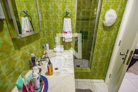 Casa à venda com 230m², 3 quartos e 6 vagasBanheiro