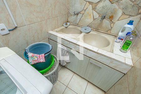 Casa à venda com 230m², 3 quartos e 6 vagasArea de serviço