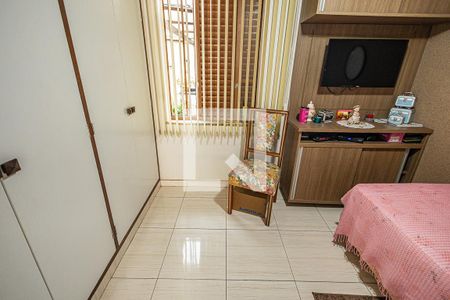 Casa à venda com 230m², 3 quartos e 6 vagasQuarto 3