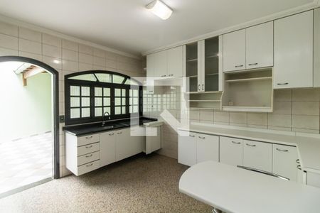 Casa para alugar com 145m², 3 quartos e 2 vagas Casa para alugar com 145m², 3 quartos e 2 vagasCozinha