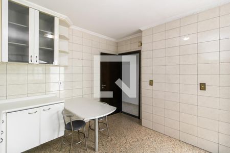 Casa para alugar com 145m², 3 quartos e 2 vagas Casa para alugar com 145m², 3 quartos e 2 vagasCozinha