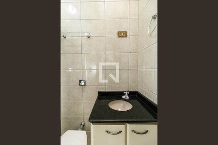 Casa para alugar com 145m², 3 quartos e 2 vagas Casa para alugar com 145m², 3 quartos e 2 vagasBanheiro 2