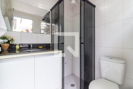 Casa à venda com 180m², 2 quartos e 1 vaga Casa à venda com 180m², 2 quartos e 1 vagaBanheiro de Serviço