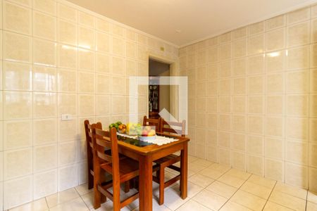 Casa à venda com 180m², 2 quartos e 1 vaga Casa à venda com 180m², 2 quartos e 1 vagaCozinha