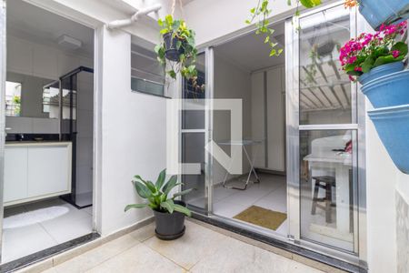 Casa à venda com 180m², 2 quartos e 1 vaga Casa à venda com 180m², 2 quartos e 1 vagaÁrea de Serviço