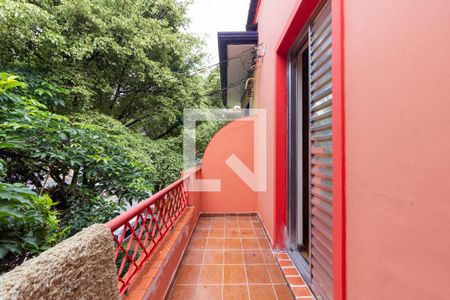 Casa à venda com 180m², 2 quartos e 1 vaga Casa à venda com 180m², 2 quartos e 1 vagaVaranda do Quarto 2