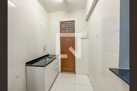 Apartamento para alugar com 69m², 2 quartos e sem vagaCozinha 