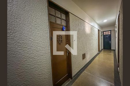 Apartamento para alugar com 69m², 2 quartos e sem vagaLockbox