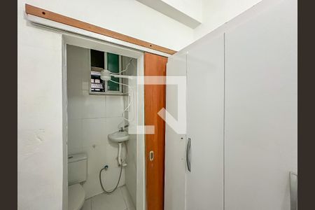 Apartamento para alugar com 69m², 2 quartos e sem vagaQuarto de Serviço