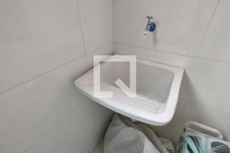 Apartamento para alugar com 67m², 2 quartos e 1 vagaÁrea de Serviço