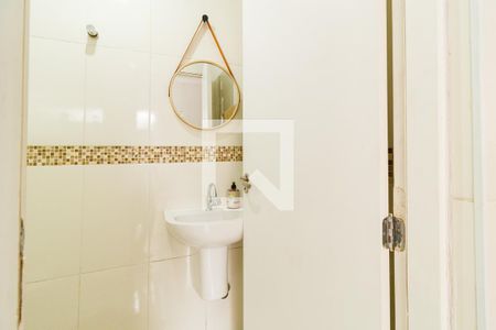 Casa à venda com 200m², 3 quartos e 2 vagas Casa à venda com 200m², 3 quartos e 2 vagasLavabo