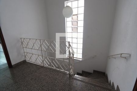 Casa para alugar com 278m², 3 quartos e 5 vagasHall da escada