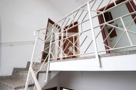 Casa para alugar com 278m², 3 quartos e 5 vagasHall da escada