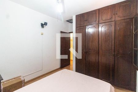 Casa à venda com 220m², 3 quartos e 3 vagasQuarto 3