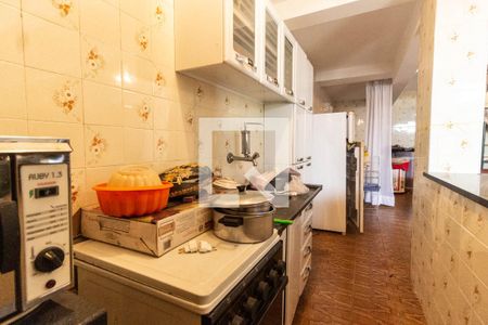 Casa à venda com 220m², 3 quartos e 3 vagasQuarto de serviço