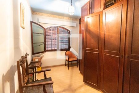 Casa à venda com 220m², 3 quartos e 3 vagasQuarto 2