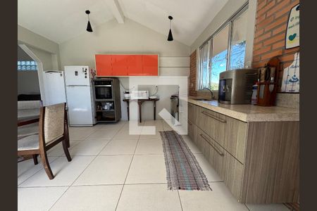 Casa à venda com 860m², 4 quartos e 7 vagas Casa à venda com 860m², 4 quartos e 7 vagasEspaço Gourmet