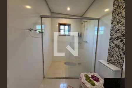 Casa à venda com 860m², 4 quartos e 7 vagas Casa à venda com 860m², 4 quartos e 7 vagasBanheiro/Quarto 3