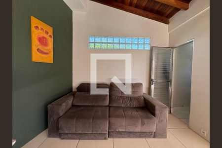 Casa à venda com 860m², 4 quartos e 7 vagas Casa à venda com 860m², 4 quartos e 7 vagasÁrea comum