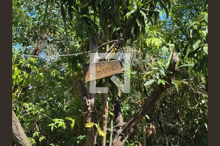 Casa à venda com 860m², 4 quartos e 7 vagas Casa à venda com 860m², 4 quartos e 7 vagasÁrea comum