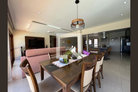 Casa à venda com 860m², 4 quartos e 7 vagas Casa à venda com 860m², 4 quartos e 7 vagasCopa